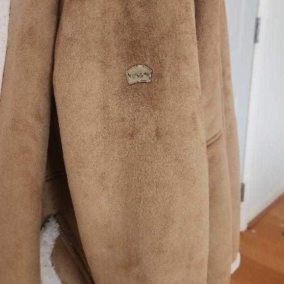 Tan Shearling Coat - Picture 5 of 5